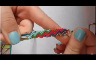 Bracelet de l&rsquo;amitié avec modèle en Zig zag vers le haut